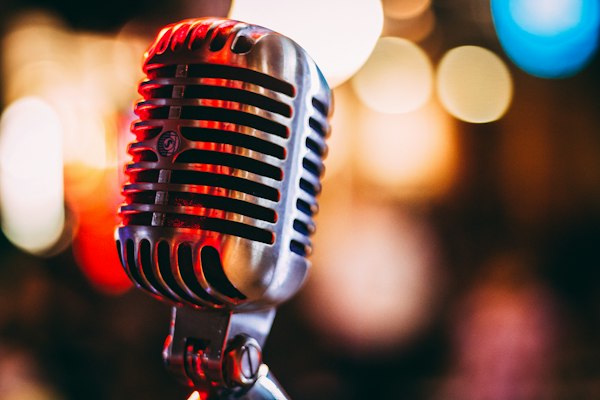 Microphone for open audio